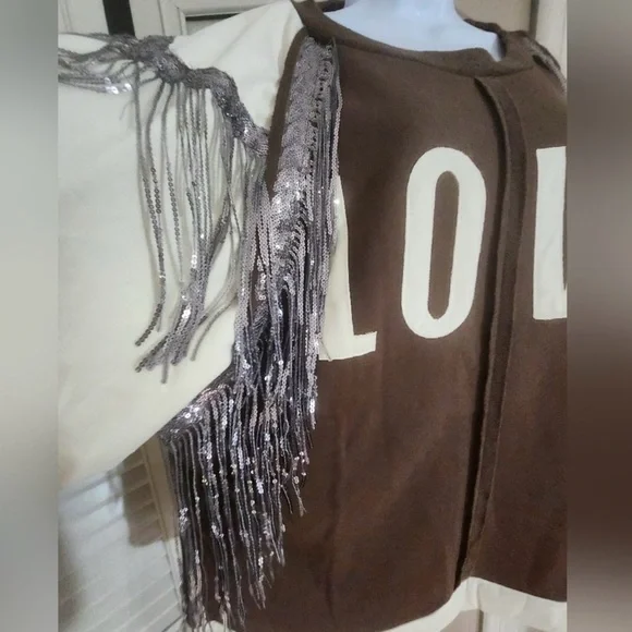 POL Brown and Cream Love Sweatshirt - Picture 4 of 8